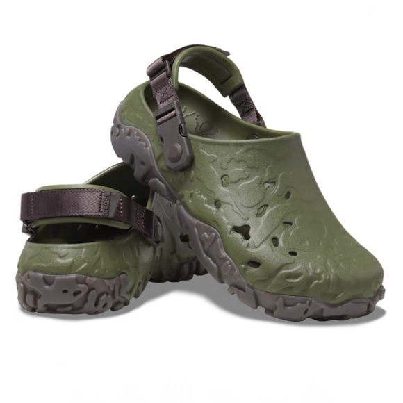 CROCS All-Terrain Atlas Clogs - Army Green / Espresso - Picture 3 of 11